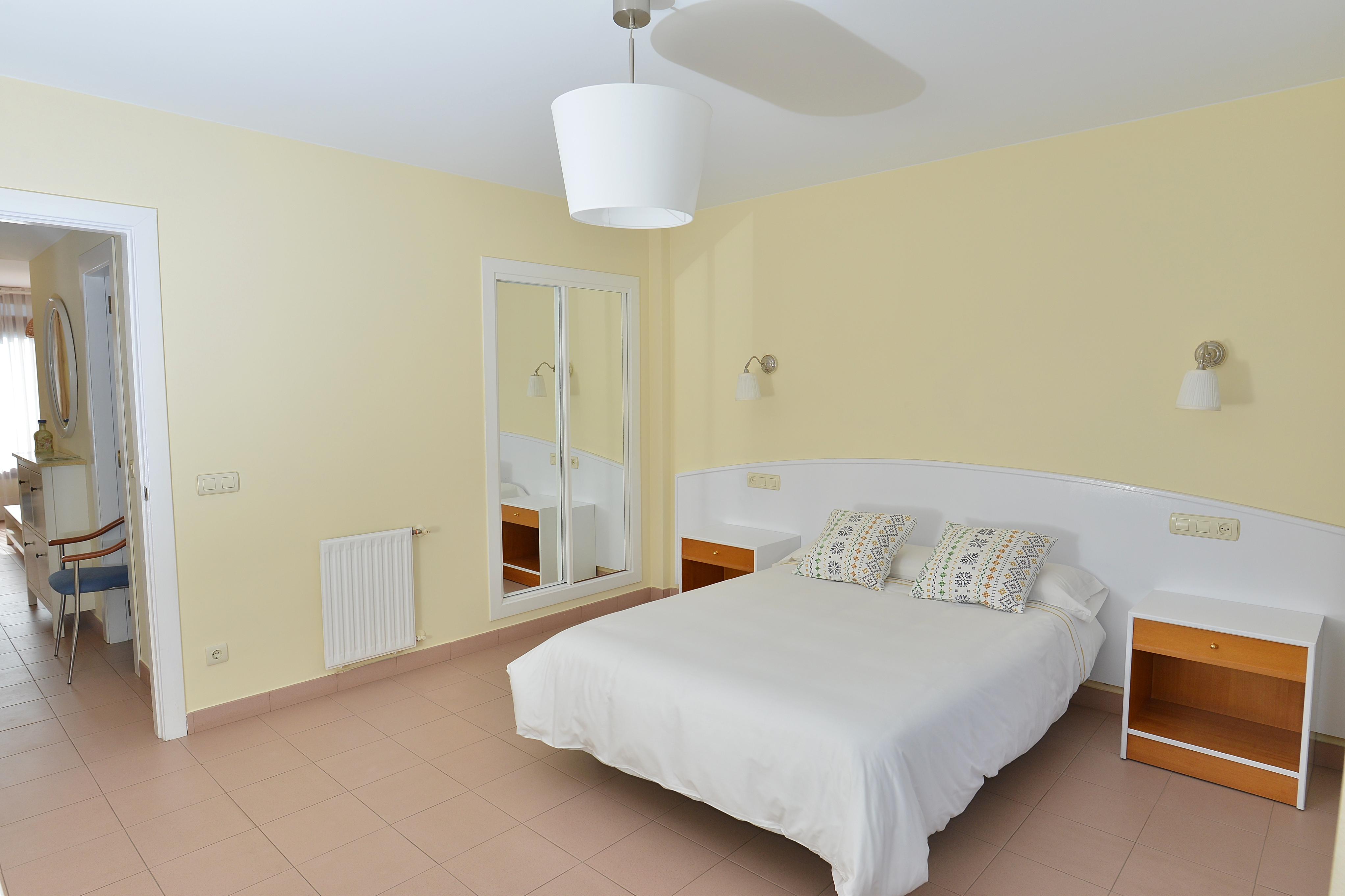 Marina Apartment Naveces